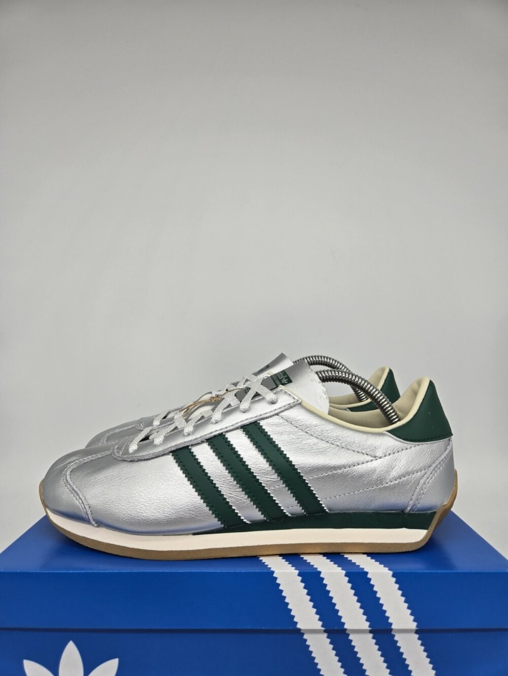 Adidas Women’s Country OG IE8412 Silver Metallic Collegiate Green Shoes Size 7.5